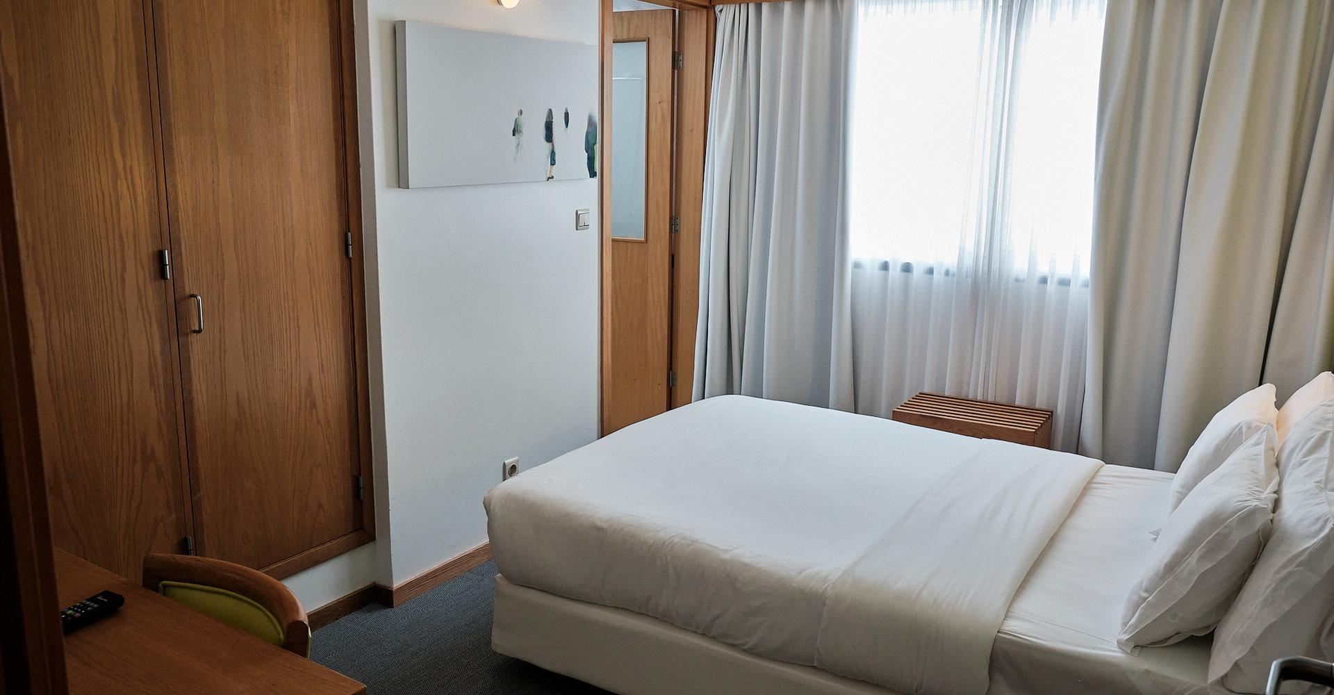 Habitación Doble/ Twin Standard  Varandas do Atlântico Hotel Isla Terceira,  Azores Habitación Doble/ Twin Standard  Varandas do Atlântico Hotel Isla Terceira,  Azores