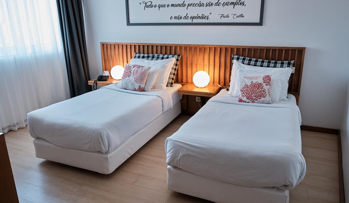 Double/ Twin Room Mountain View Praia Marina Hotel Terceira Island, Azores Double/ Twin Room Mountain View Praia Marina Hotel Terceira Island, Azores