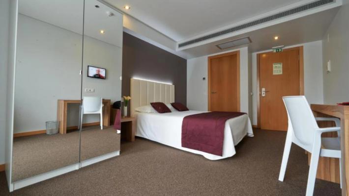 Habitación doble Hotel Azinheira Fátima Habitación doble Hotel Azinheira Fátima