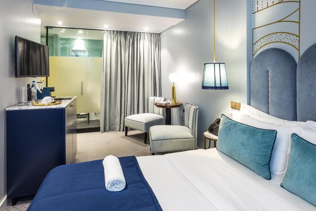 Habitación Clásica Doble The Lift Boutique Hotel Lisboa Habitación Clásica Doble The Lift Boutique Hotel Lisboa