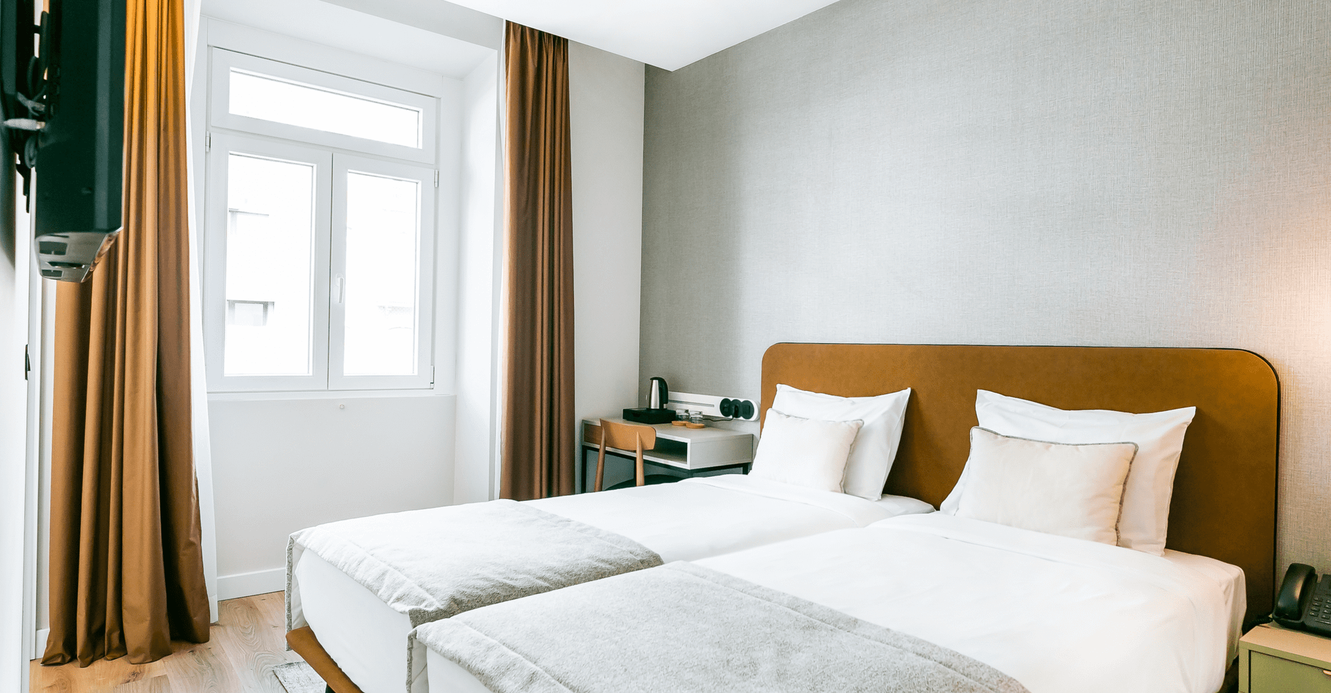 Quarto Clássico Vista Cidade LX SoHo Boutique Hotel Lisboa Quarto Clássico Vista Cidade LX SoHo Boutique Hotel Lisboa