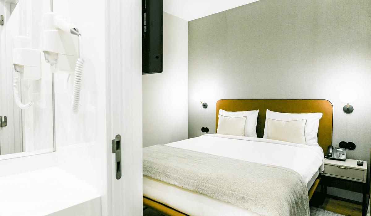 Comfort Room LX SoHo Boutique Hotel Lisbon Comfort Room LX SoHo Boutique Hotel Lisbon