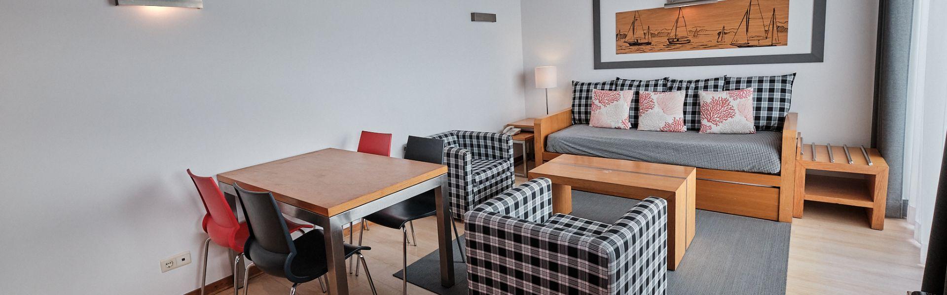 Deluxe Family Room Praia Marina Hotel Terceira Island, Azores Deluxe Family Room Praia Marina Hotel Terceira Island, Azores