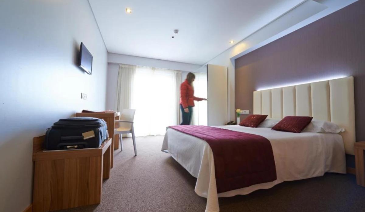 Double Room with Balcony Azinheira Hotel Fátima Double Room with Balcony Azinheira Hotel Fátima