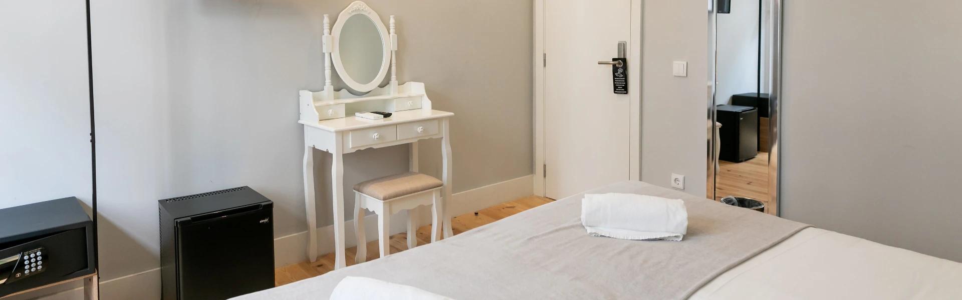 Economic Twin Lisboa 85 Suites & Apartments Lisbon Economic Twin Lisboa 85 Suites & Apartments Lisbon