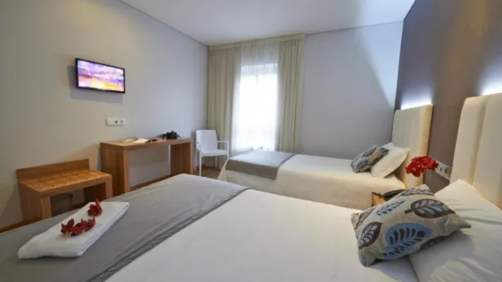 Habitación triple Hotel Azinheira Fátima Habitación triple Hotel Azinheira Fátima