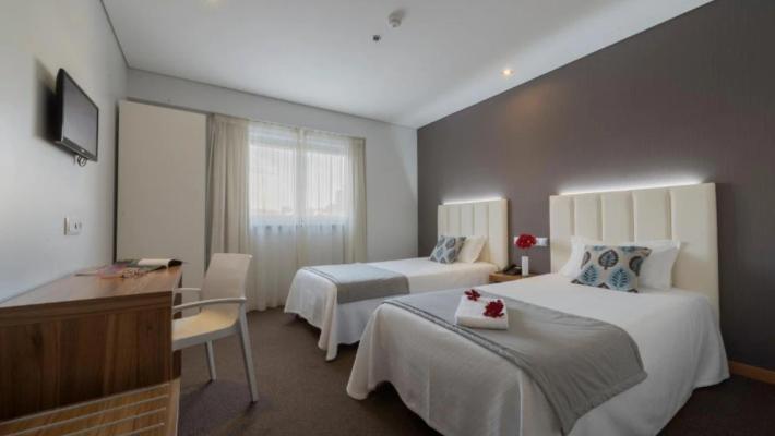 Habitación twin Hotel Azinheira Fátima Habitación twin Hotel Azinheira Fátima